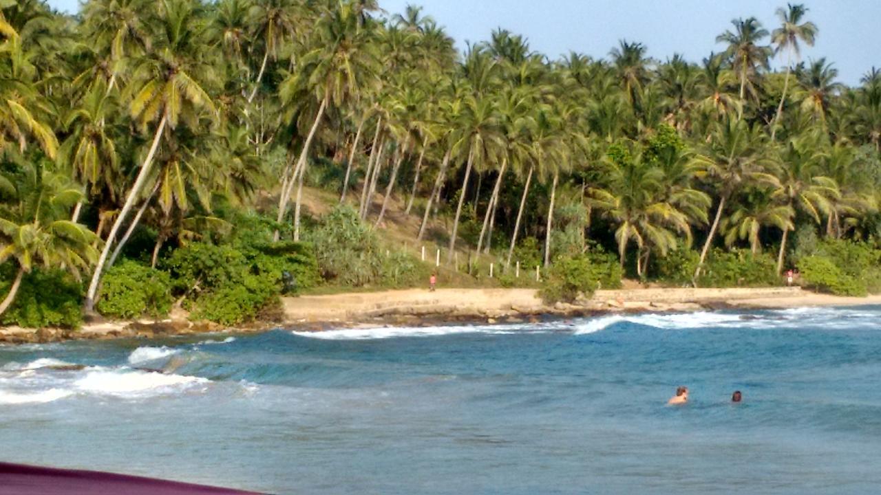 Blue Beach Paradise Dickwella Exterior photo